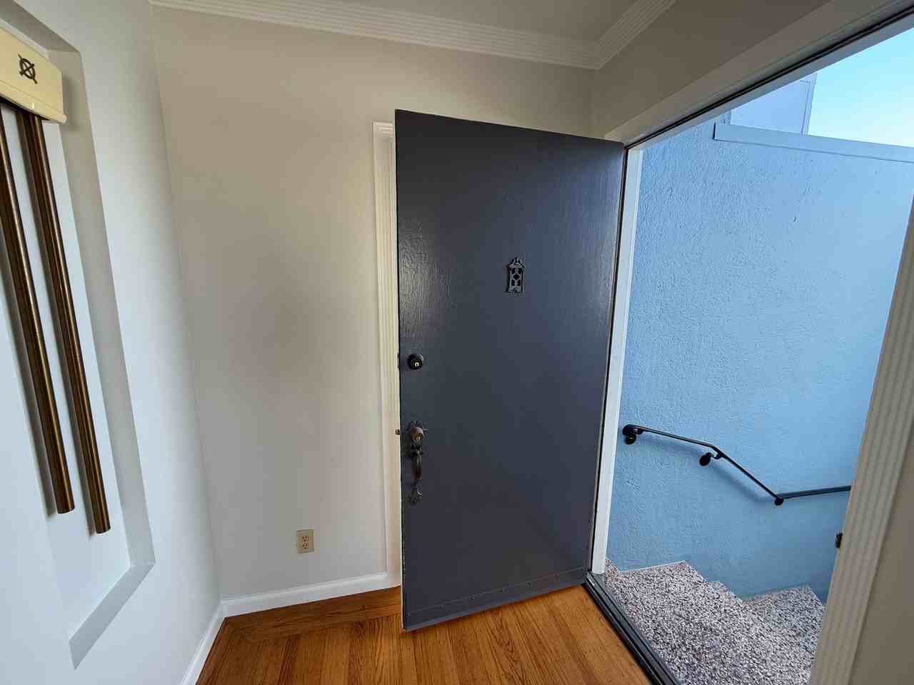 101 Ottawa Ave - Photo 4 of 28