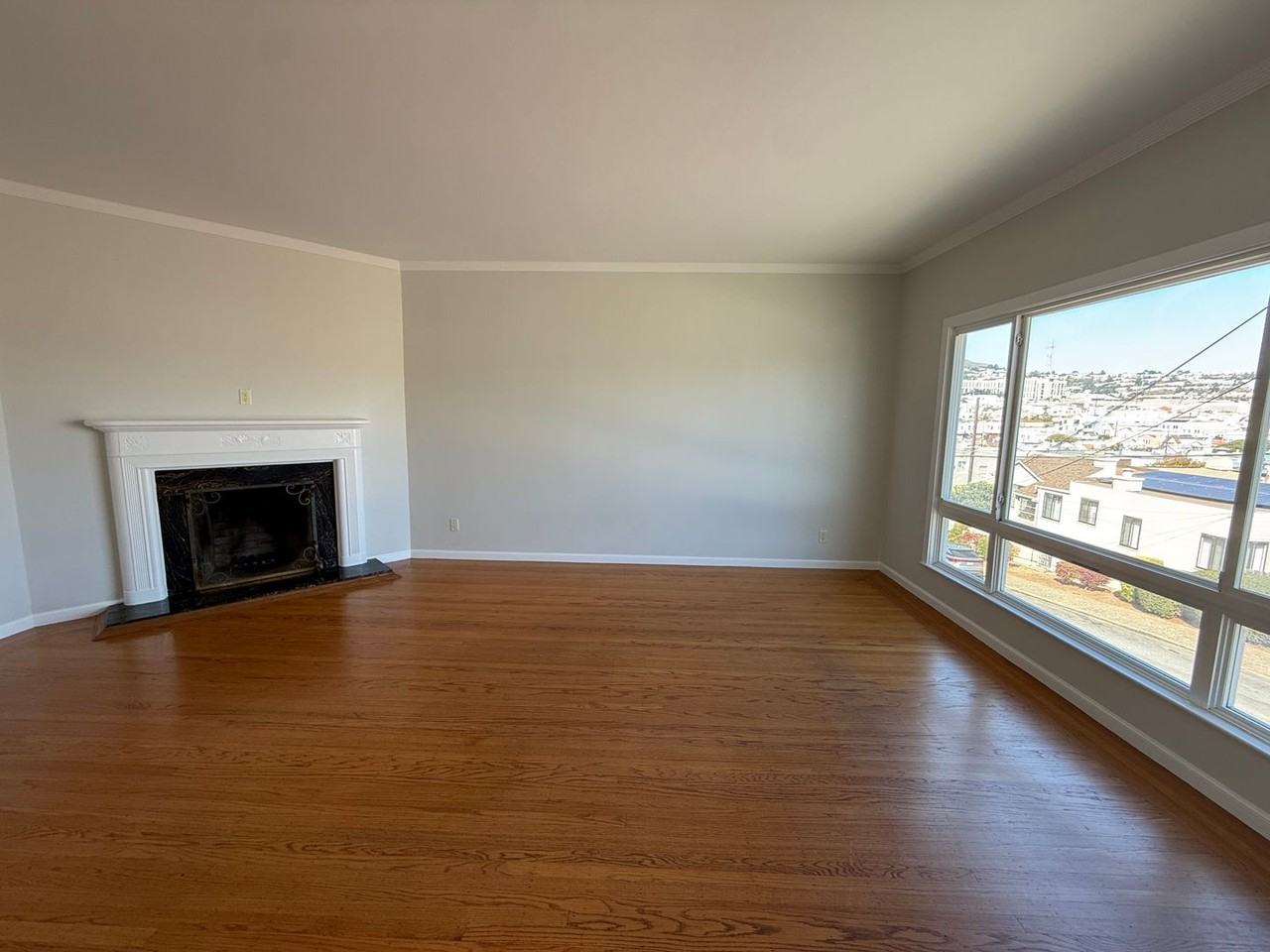 101 Ottawa Ave - Photo 5 of 28