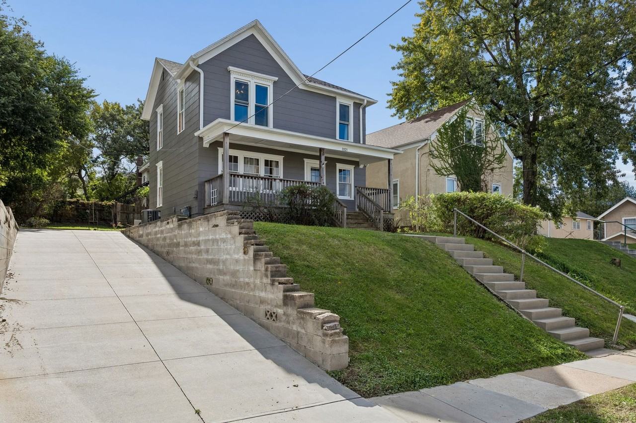 3321 Davenport St - Photo 2 of 35
