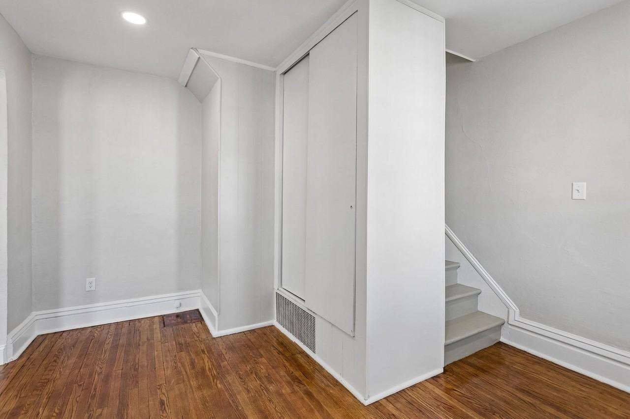 3321 Davenport St - Photo 6 of 35
