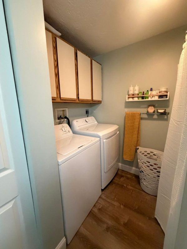 1120 Blackstone Dr - Photo 4 of 8