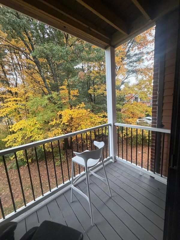 1120 Blackstone Dr - Photo 6 of 8