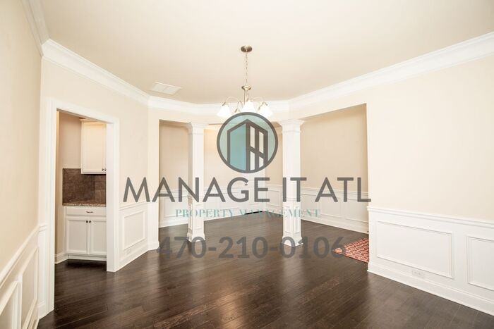 2505 Matlin Way - Photo 3 of 45