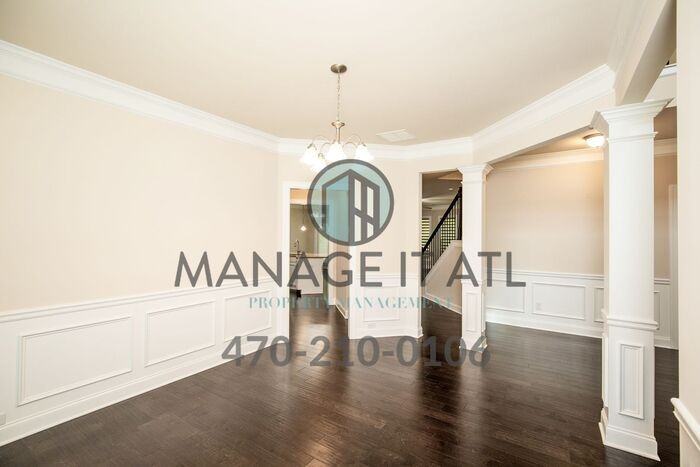 2505 Matlin Way - Photo 4 of 45