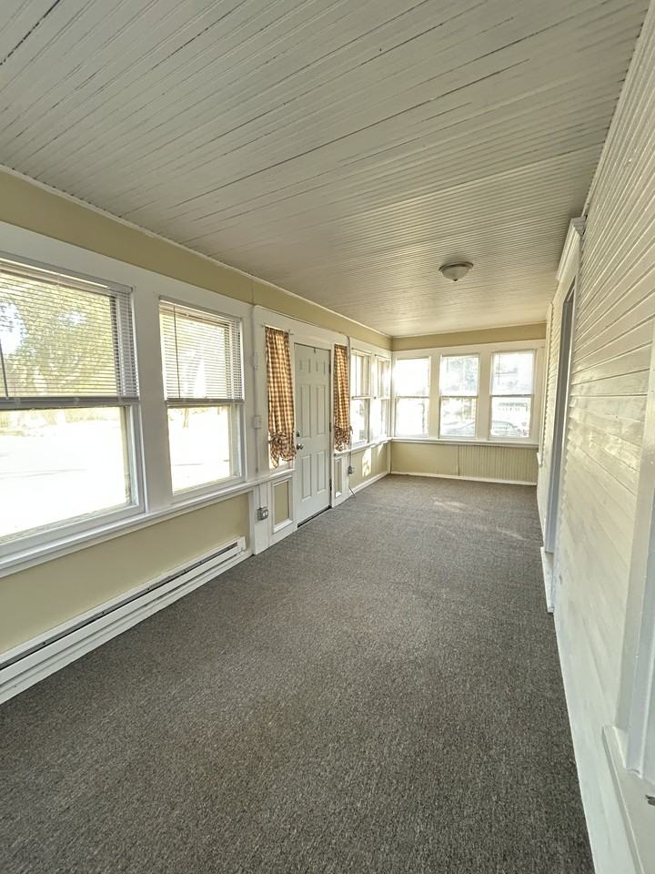 400 S Hough St #1stFL - Photo 3 of 10