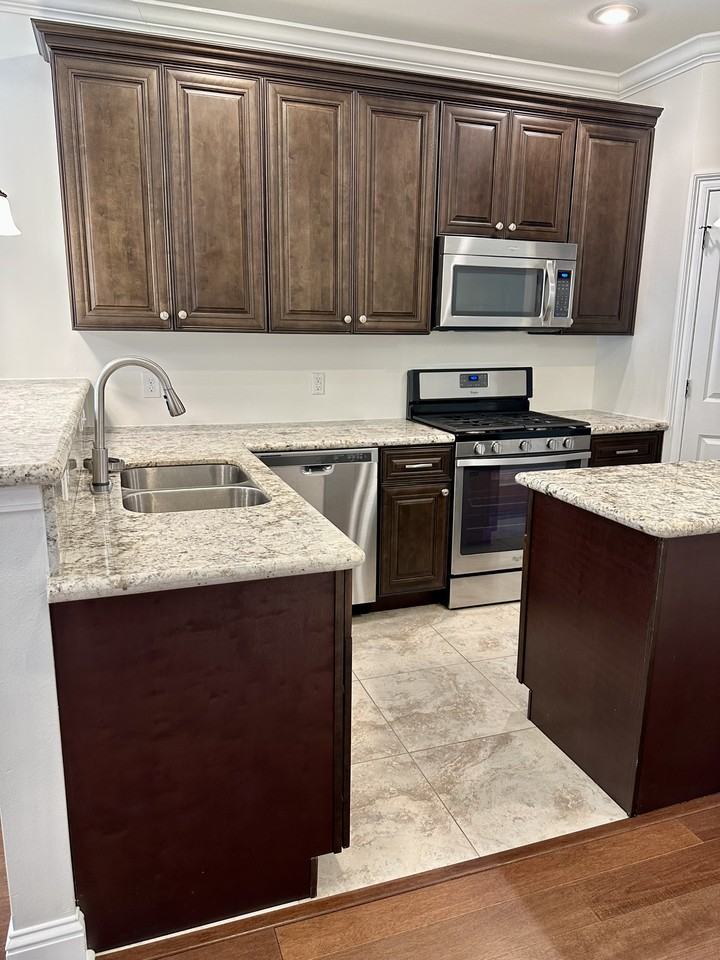 133 Lakewood Dr #3 - Photo 4 of 19
