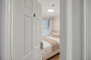 242 Franklin St #5 - Photo 1 of 1