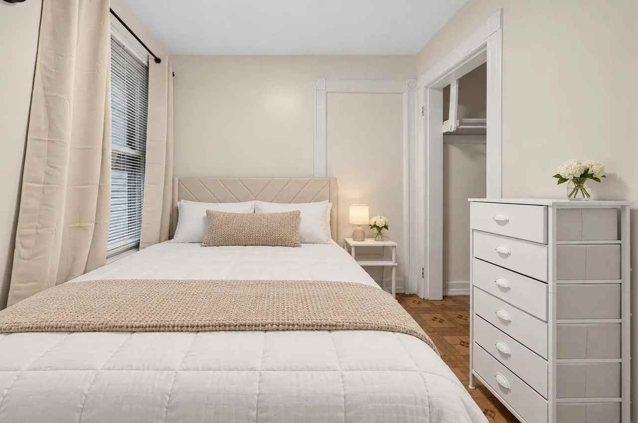 242 Franklin St #5 - Photo 3 of 21