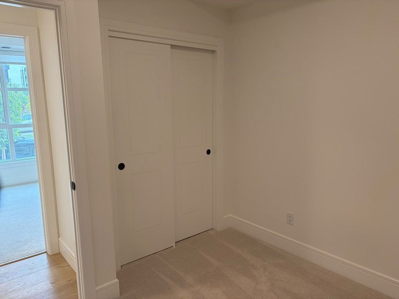 4270 - 4270 Norford Ave Nw - Photo 6 of 11