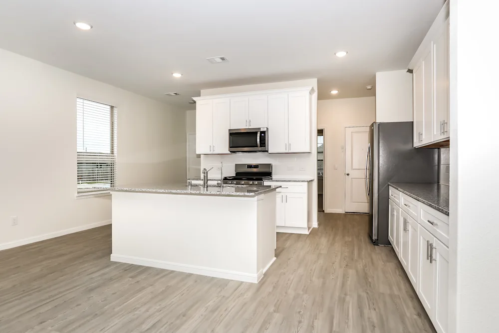 13477 Maltessa Dr #NA - Photo 4 of 7