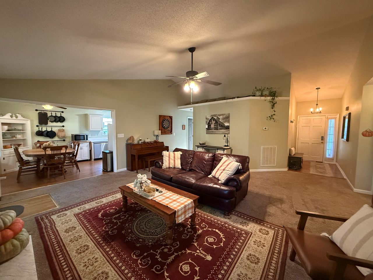 1406 Poplar Ridge Rd #NA - Photo 4 of 16