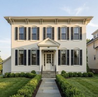 featured image of 217 S Franklin St #2