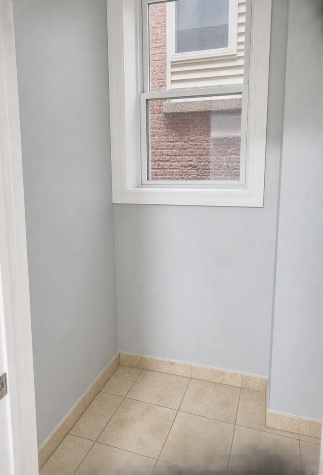 4157 West Adams - Photo 3 of 4