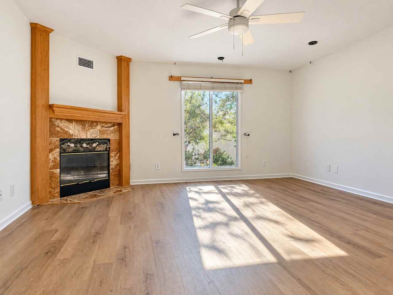 4746 Gulf Stream Ct #1 - Photo 3 of 10