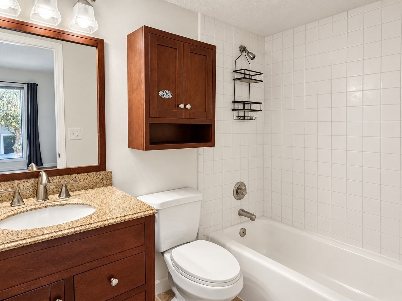 4746 Gulf Stream Ct #1 - Photo 5 of 10