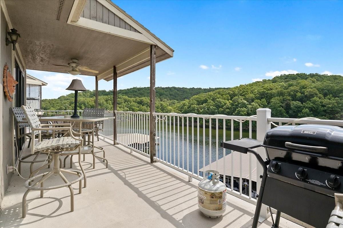 611 Lazy Days Rd #E9 - Photo 3 of 50