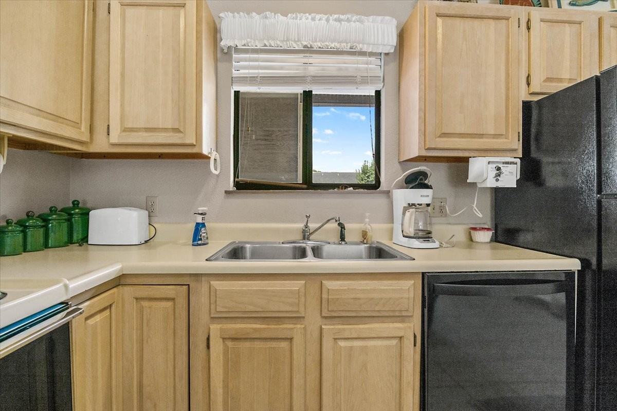 611 Lazy Days Rd #E9 - Photo 7 of 50
