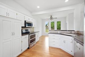 featured image of 14874 S Summit St #1