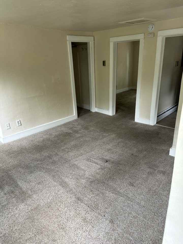 1109 N State St #1109 - Photo 4 of 7