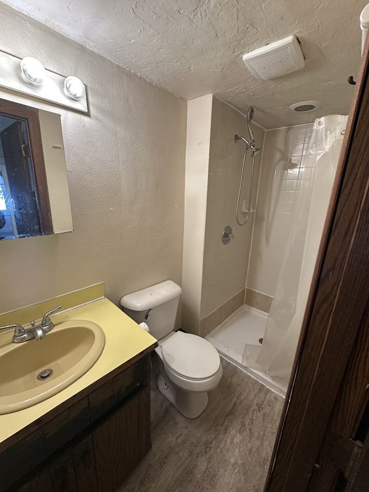 1109 N State St #1109 - Photo 7 of 7