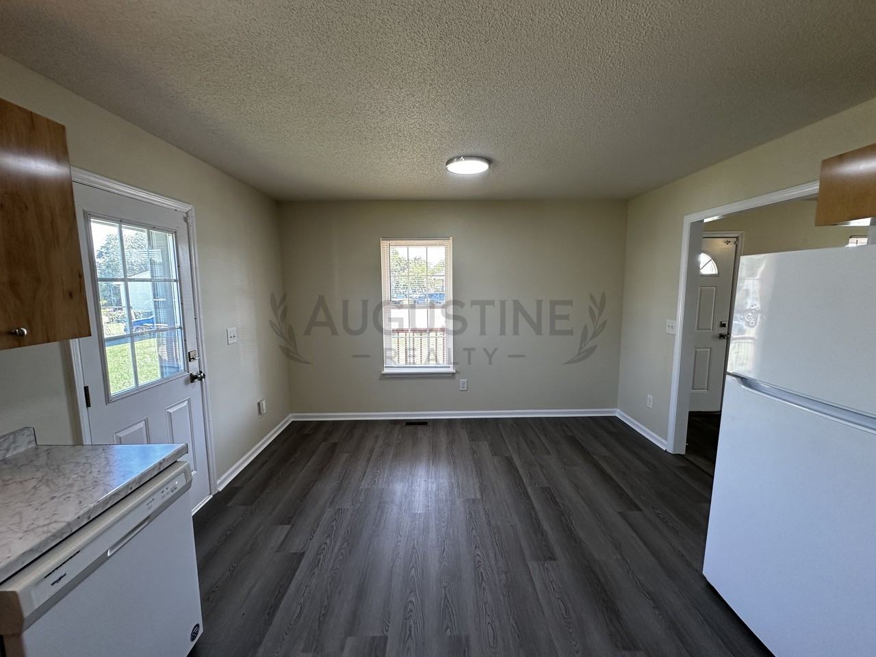 6 Saint Luke Ct #1 - Photo 7 of 20