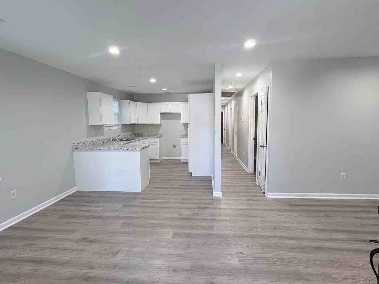 1565 Rayburn St - Photo 4 of 19