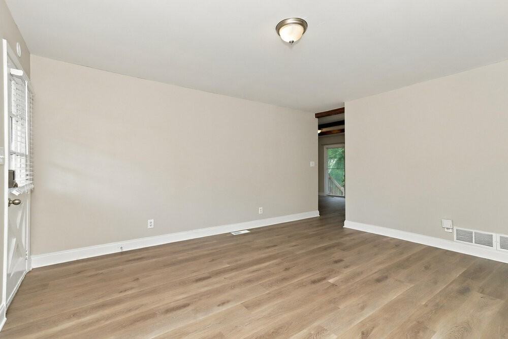 2187 Twilley Cir Sw - Photo 4 of 16