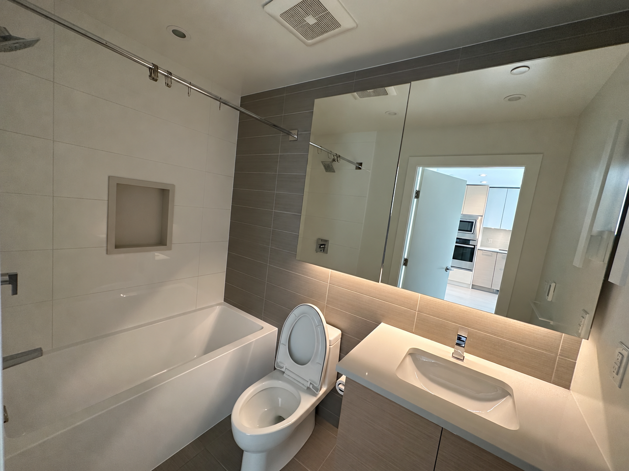 3438 Sawmill Crescent #1505 - Photo 7 of 14