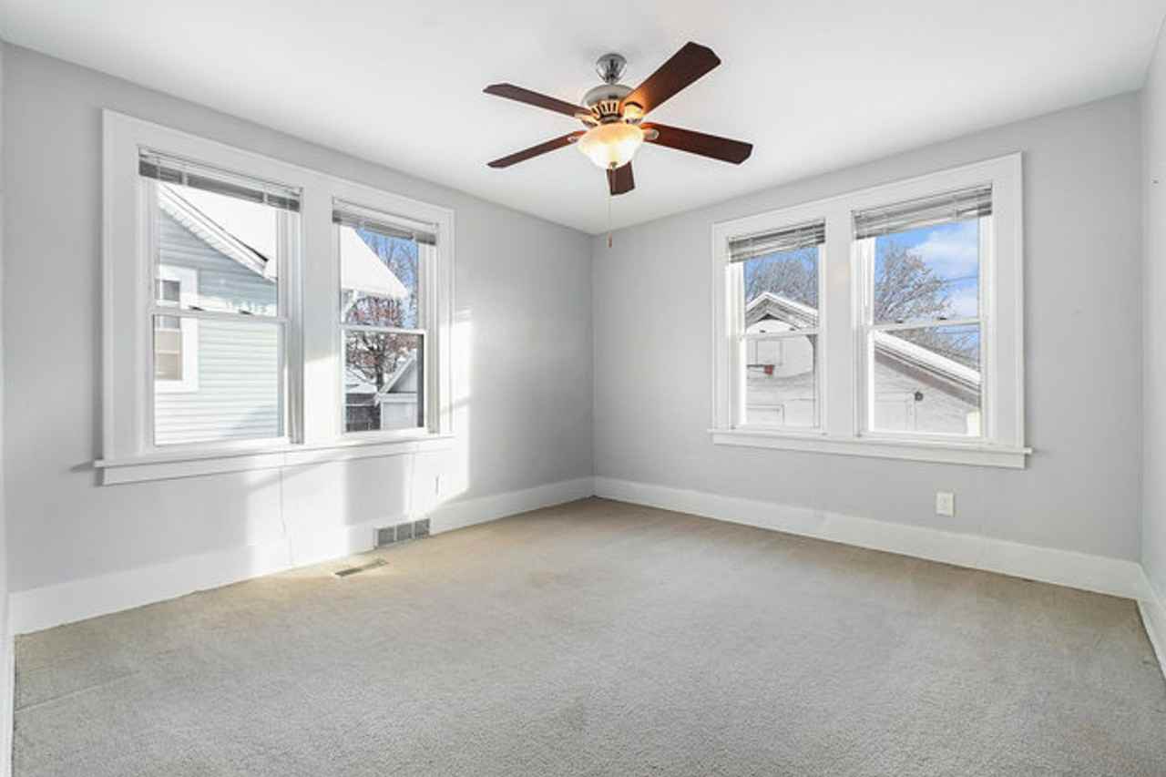 2713 N 45th St - Photo 7 of 16