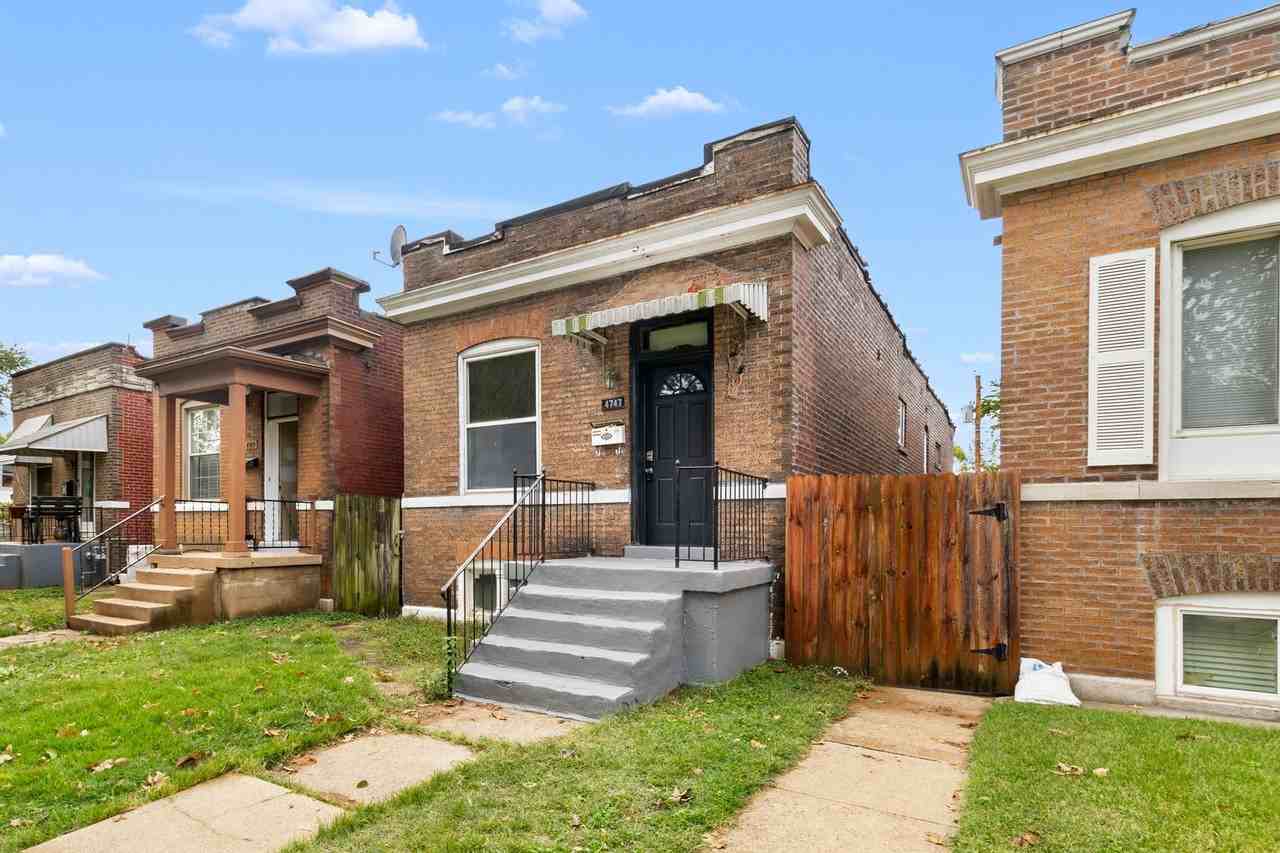 4747 Alabama Ave - Photo 3 of 18