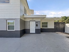 650-652 E Harbor Drive S - Photo 1 of 1