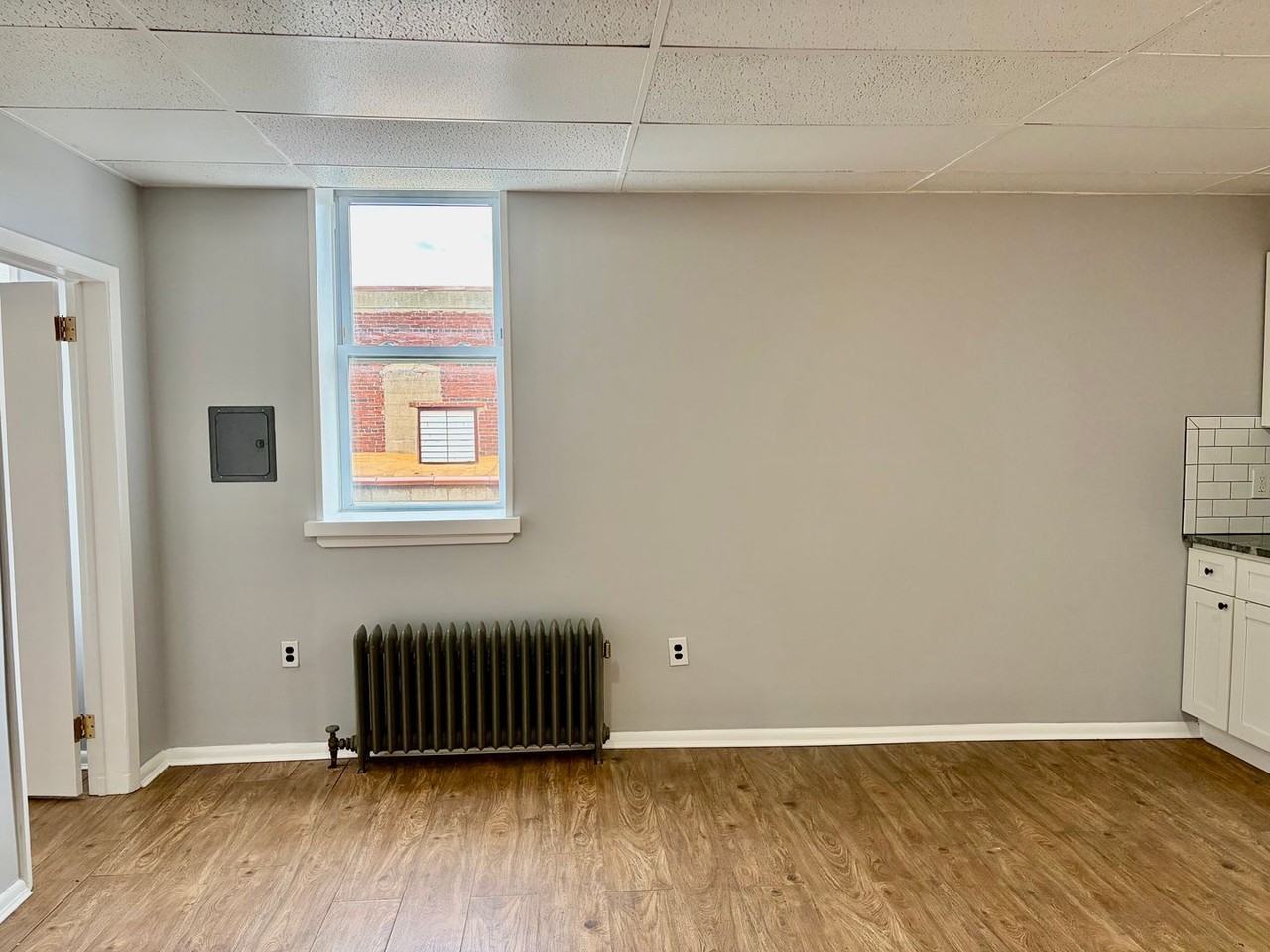 1912 S 17th St - Photo 4 of 11