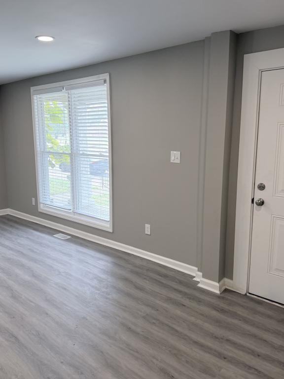 1339 S Preston St - Photo 6 of 24