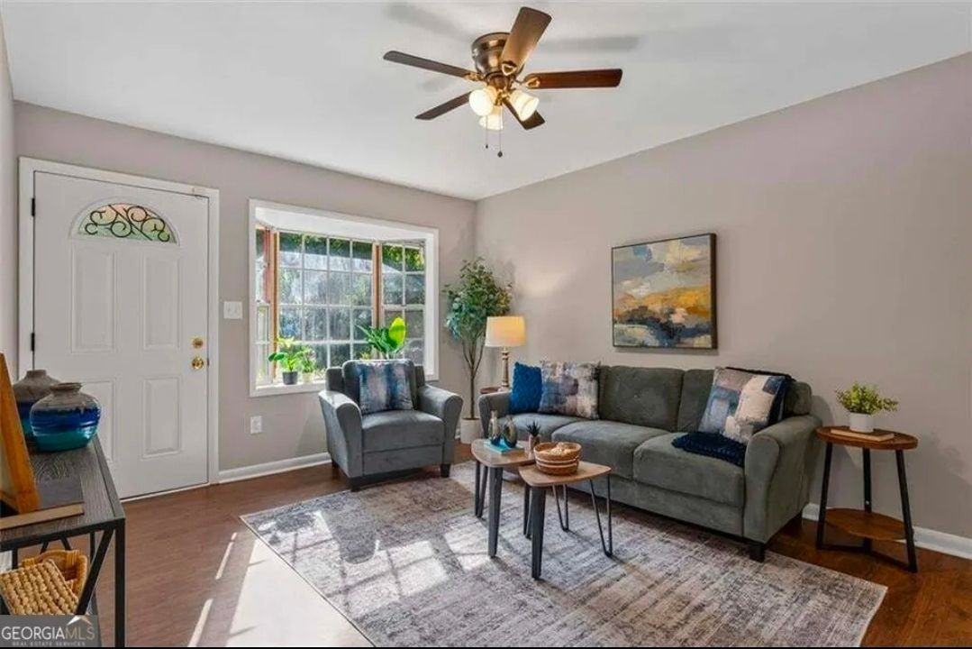 6177 Crestview Ln - Photo 2 of 15