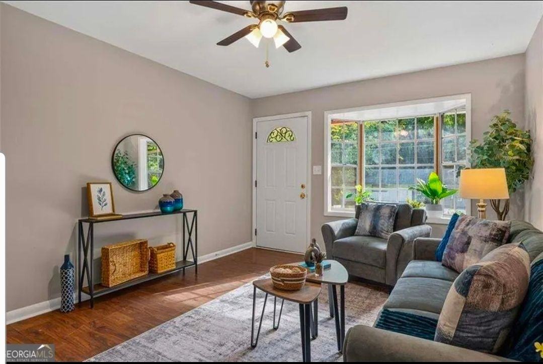 6177 Crestview Ln - Photo 4 of 15