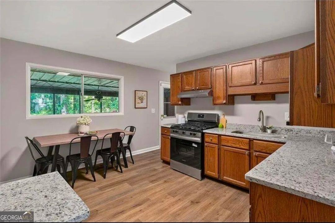 6177 Crestview Ln - Photo 5 of 15