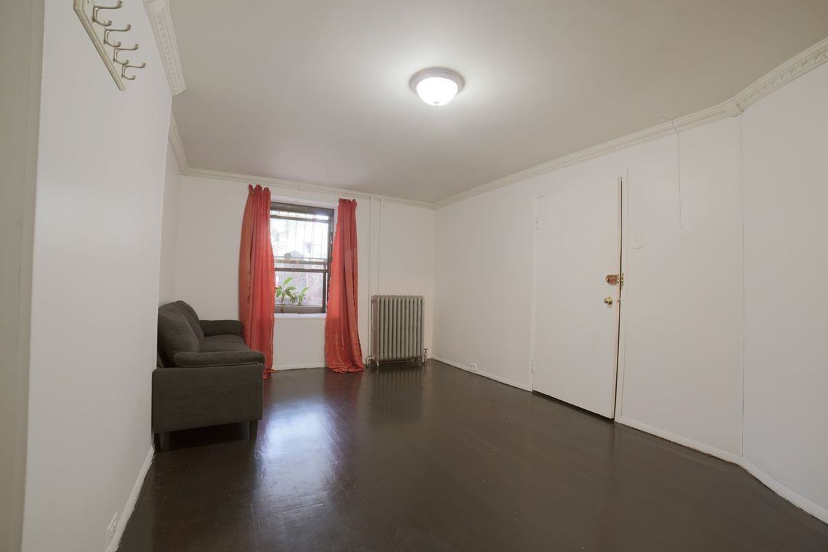 414 E 142nd St - Photo 4 of 7