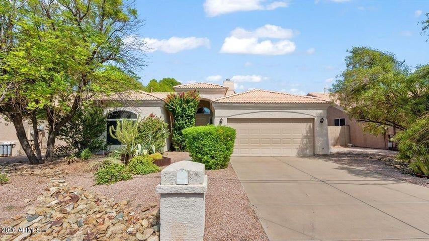 1426 E Mclellan Blvd