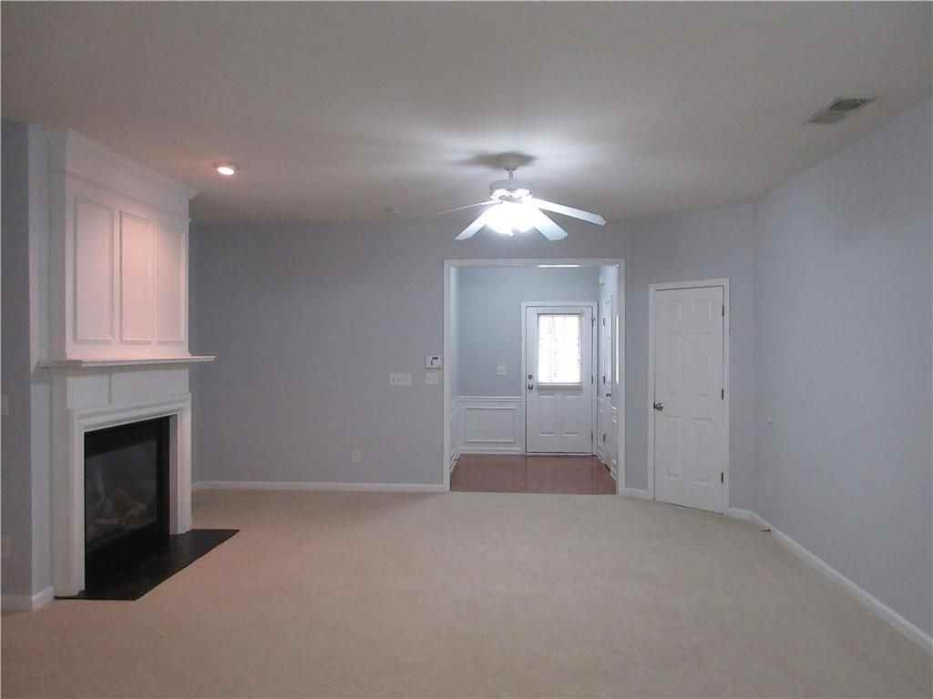 3663 Postwaite Cir - Photo 5 of 31