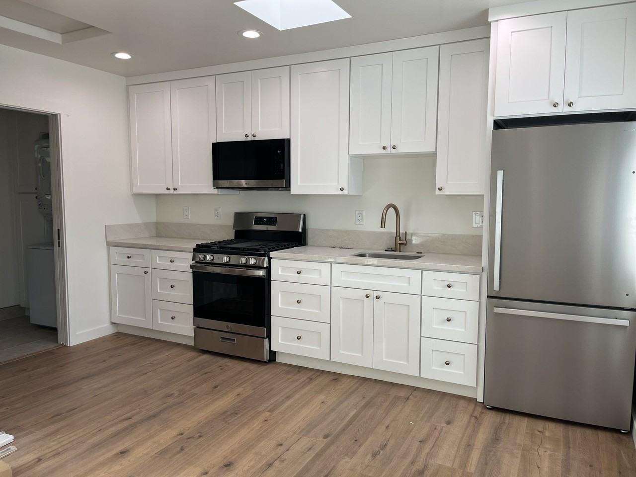 12118 Ramona Avenue #D - Photo 3 of 19