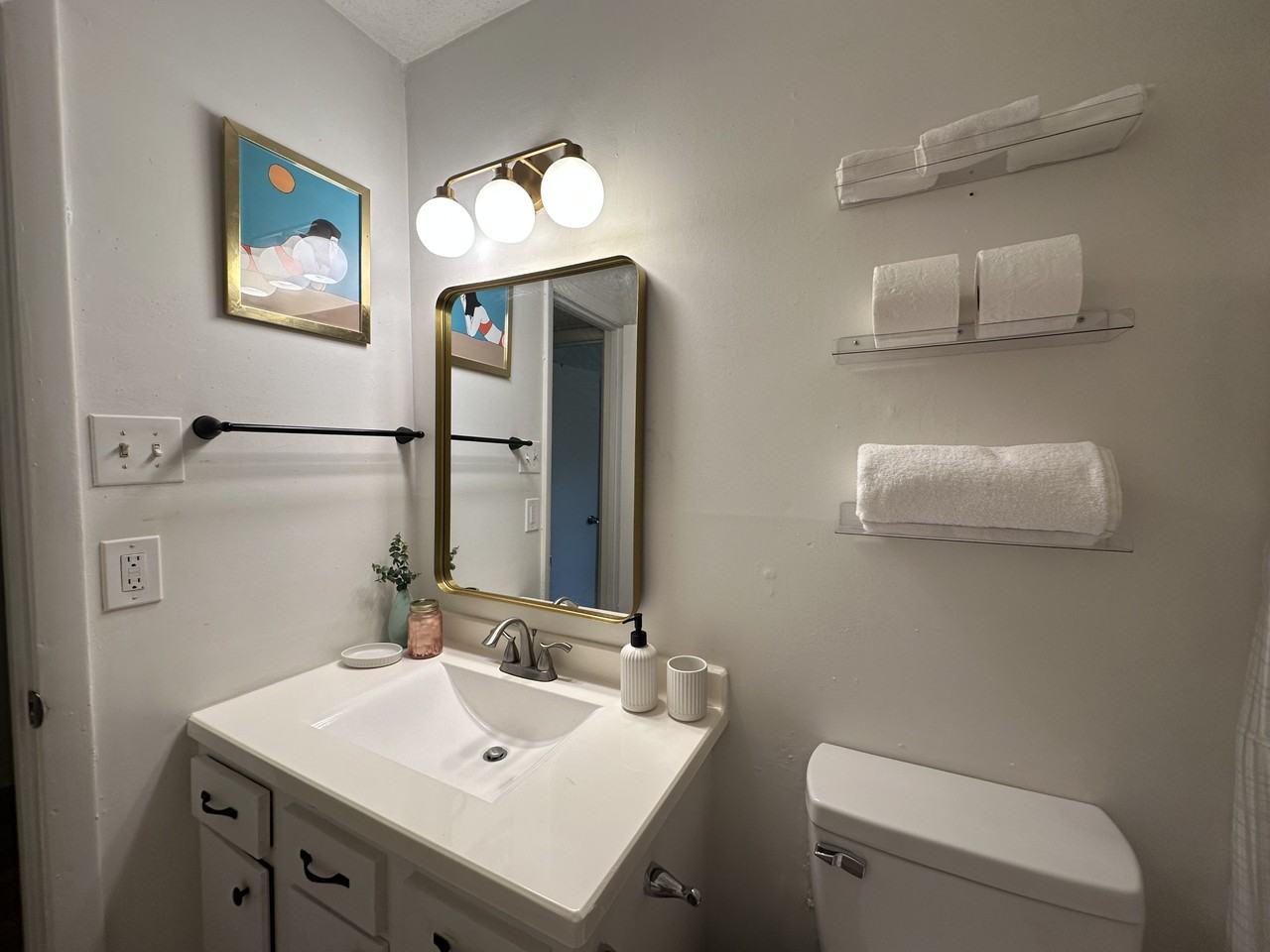 18 S Catherine St #18 - Photo 4 of 12