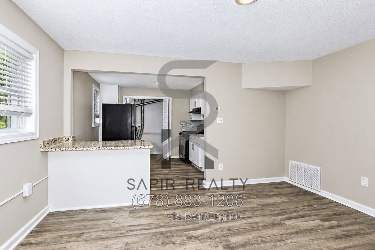 235 Keaton St Sw #A - Photo 2 of 15