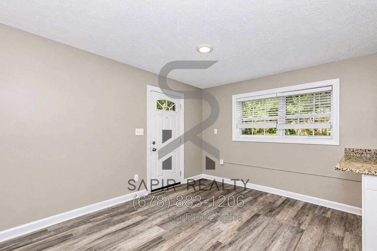 235 Keaton St Sw #A - Photo 4 of 15