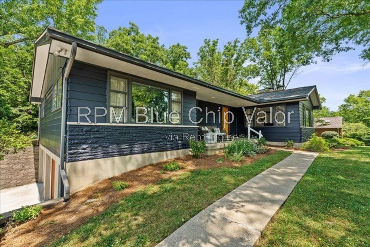 312 Ardon Ln - Photo 2 of 50
