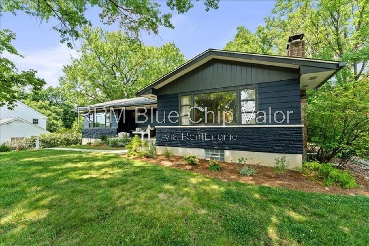 312 Ardon Ln - Photo 3 of 50