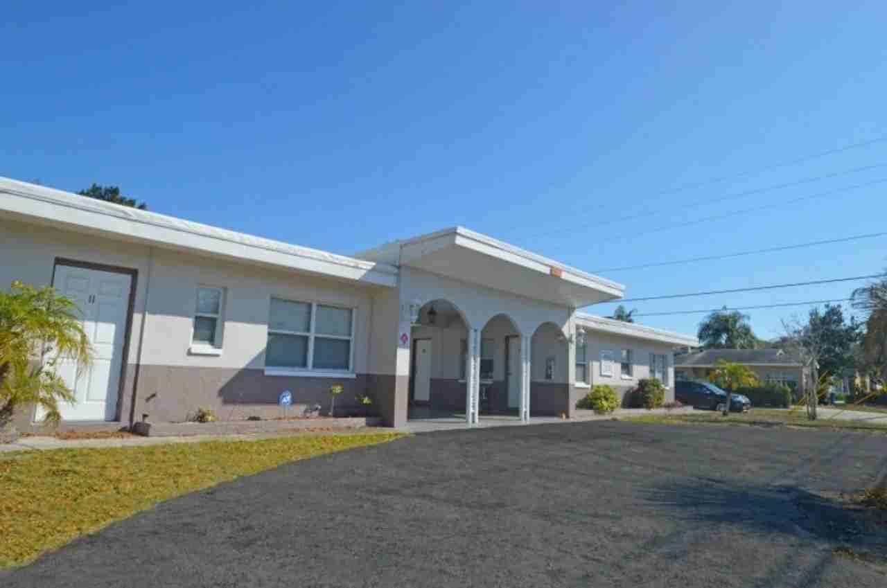 Ruby Apartments- Sabal - Photo 6 of 12