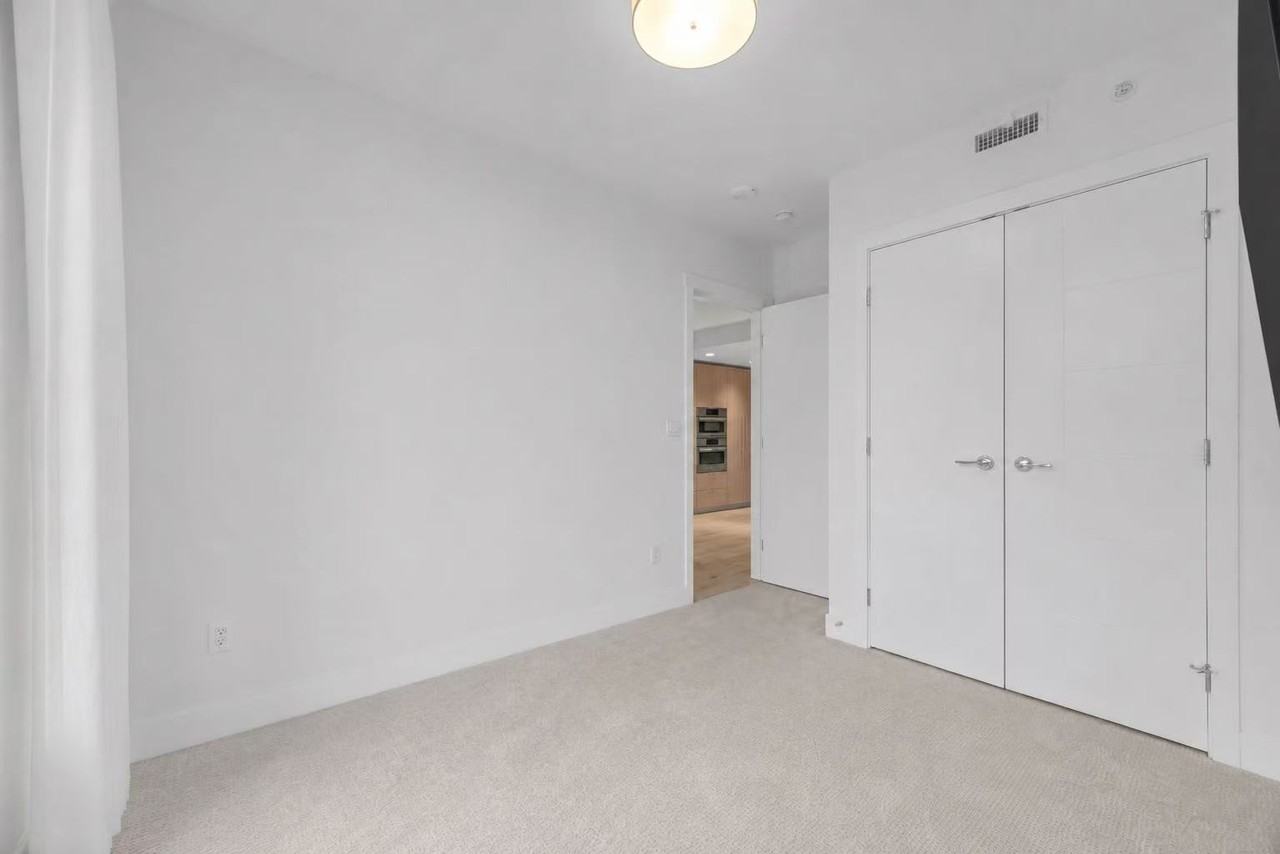 2785 Library Lane #405 - Photo 6 of 17
