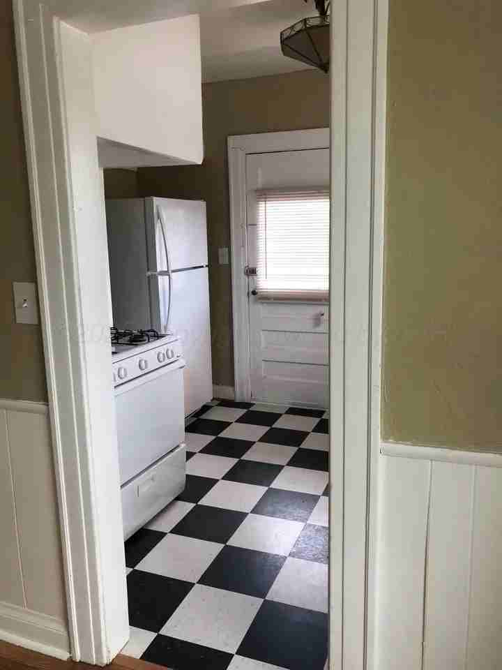1403 S Hughes St #3TOPRIGHT - Photo 2 of 4