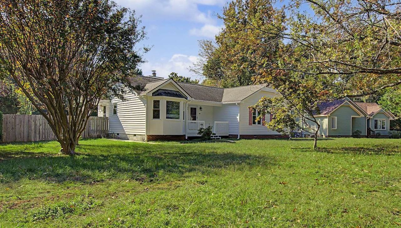 107 Bellamy Ct - Photo 2 of 27