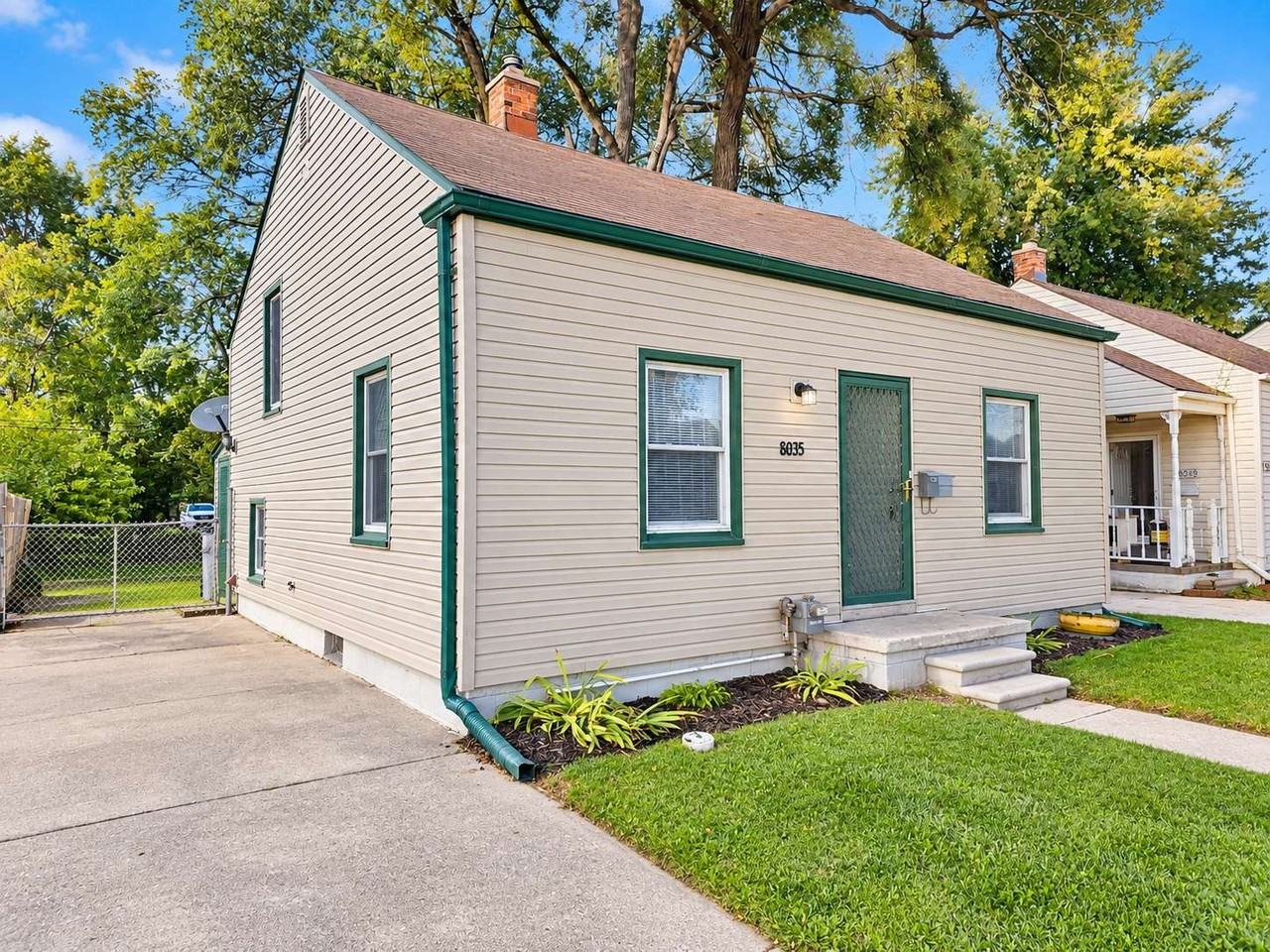 8035 Kaltz - Photo 2 of 16
